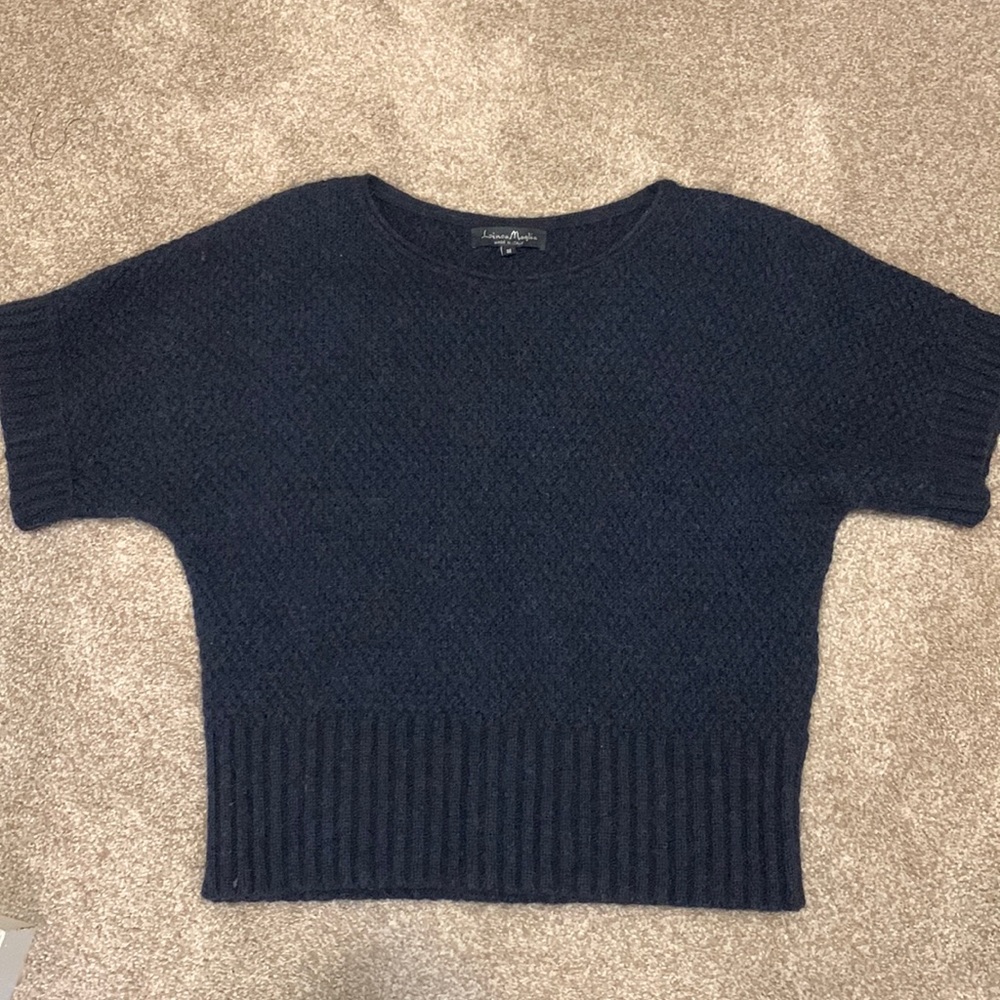 Short sleeve cropped sweater